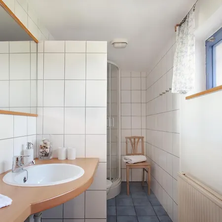 Mit Sauna & Kamin , Grosser Garten * Rammenau