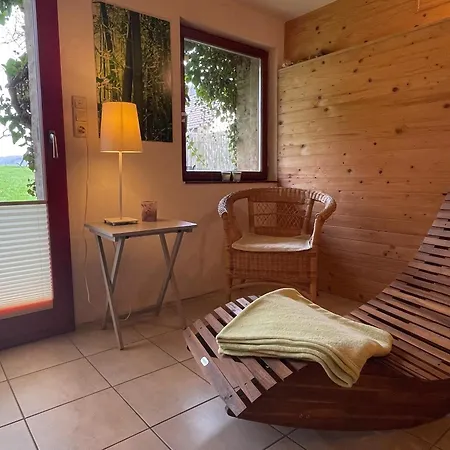 Mit Sauna & Kamin , Grosser Garten Rammenau