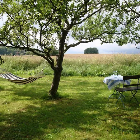 Mit Sauna & Kamin , Grosser Garten Rammenau